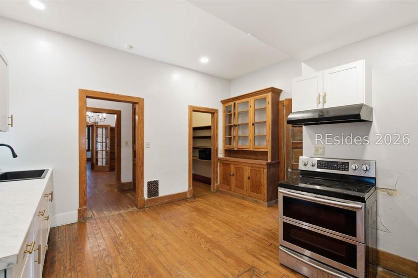 628 Robert Smalls Parkway offers a versatile residential - photo 13