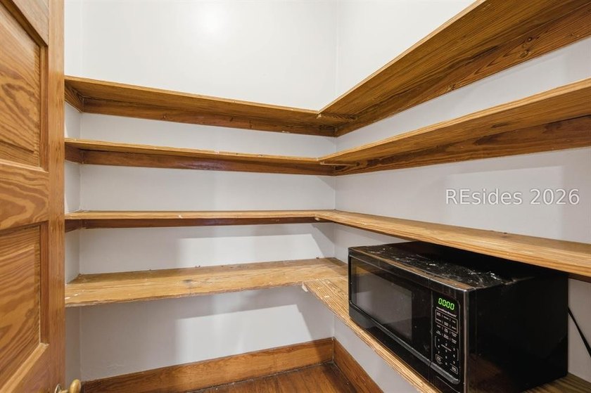 628 Robert Smalls Parkway offers a versatile residential - photo 15