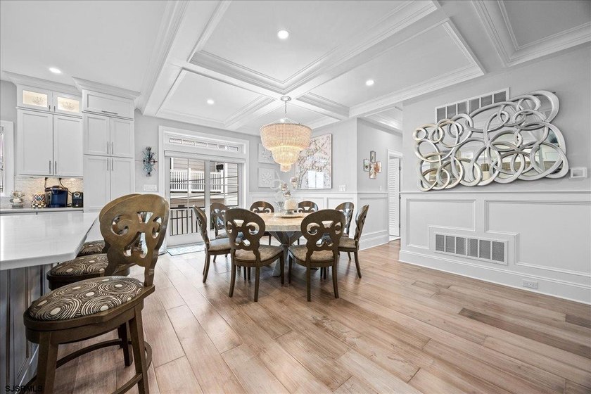 *NEW PRICE!* WOW, NEWER MARGATE BEACHBLOCK OPPORTUNITY! THIS - photo 17