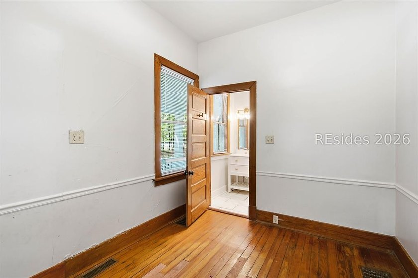 628 Robert Smalls Parkway offers a versatile residential - photo 27