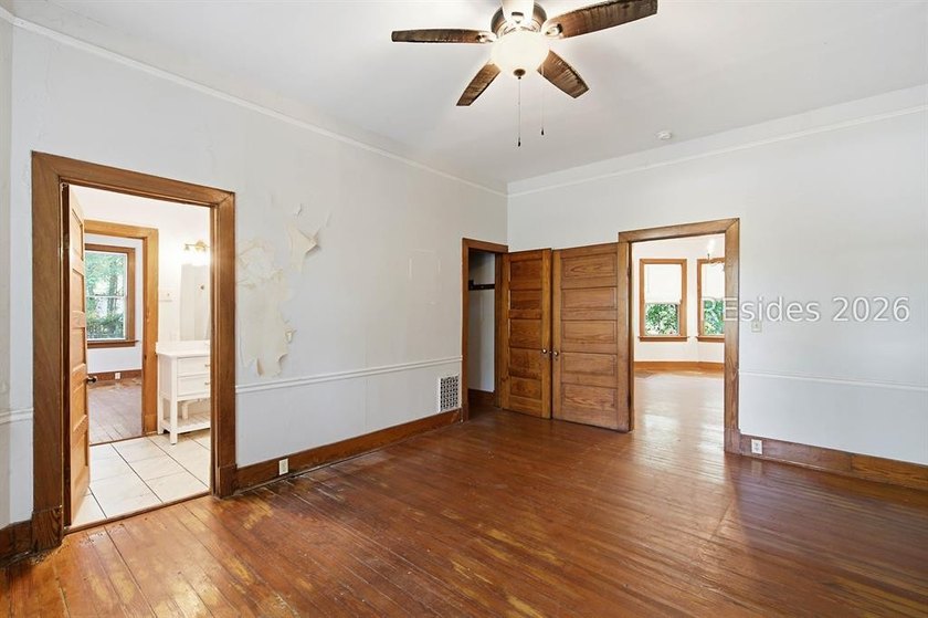 628 Robert Smalls Parkway offers a versatile residential - photo 31