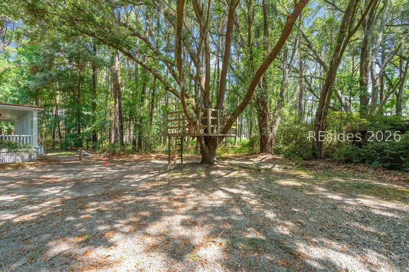628 Robert Smalls Parkway offers a versatile residential - photo 44