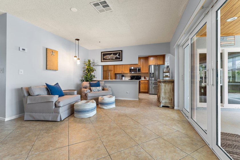 Welcome home to Tequesta Pines, one of Tequesta's most sought - photo 21