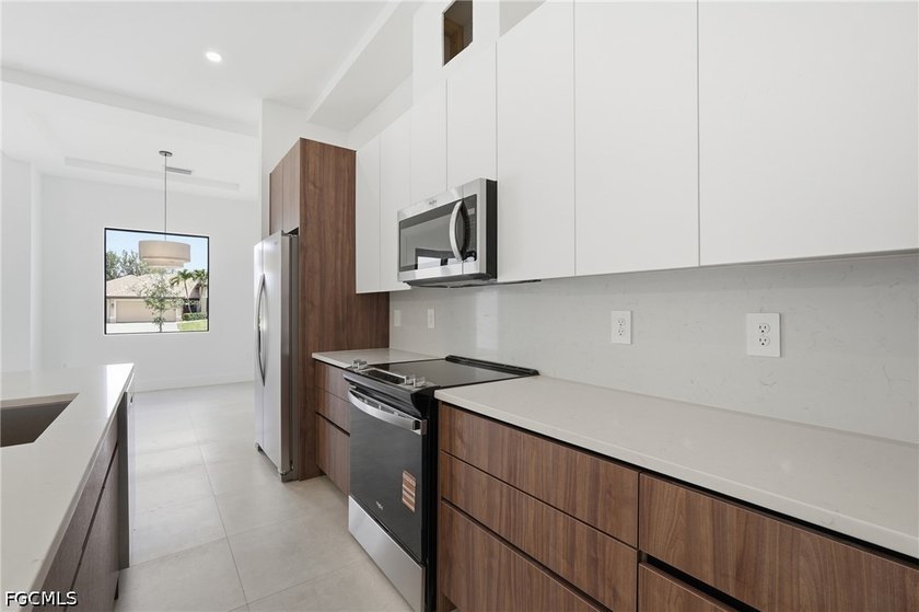 Discover modern living in this beautifully crafted new - photo 22