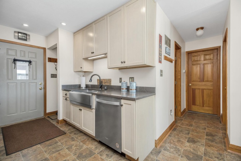 SHAVEHEAD LAKE HOME SOLD - photo 13