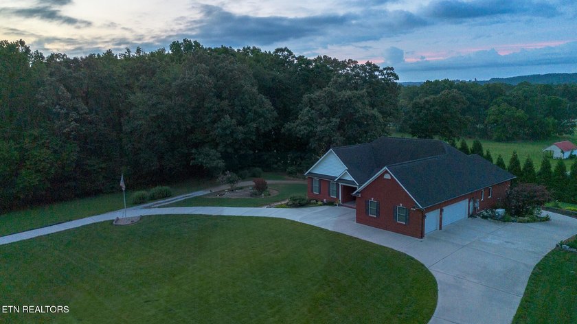 Luxury, comfort, and thoughtful design come together in this - photo 38