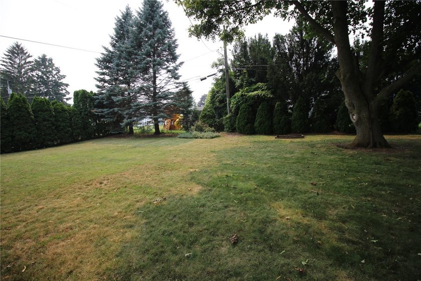 This Lovely Split Level Home in the Dale Meadows Area of Greece - photo 44