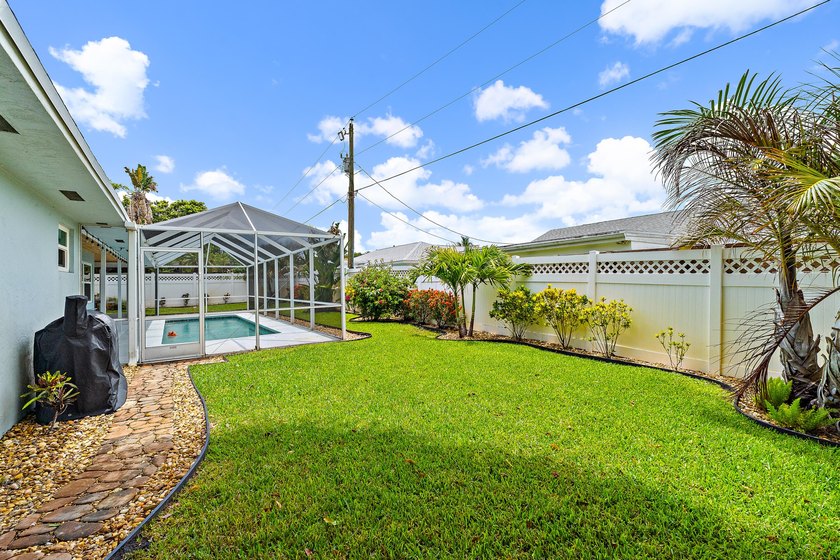 Welcome home to Tequesta Pines, one of Tequesta's most sought - photo 47