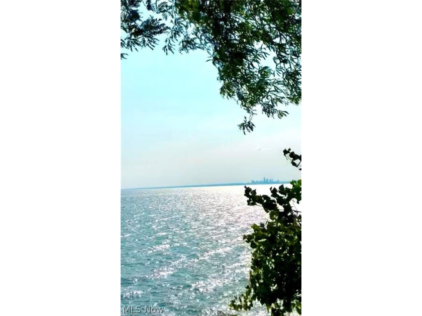 Rare Lakefront Homesite in Bay Village! An exceptional - photo 5