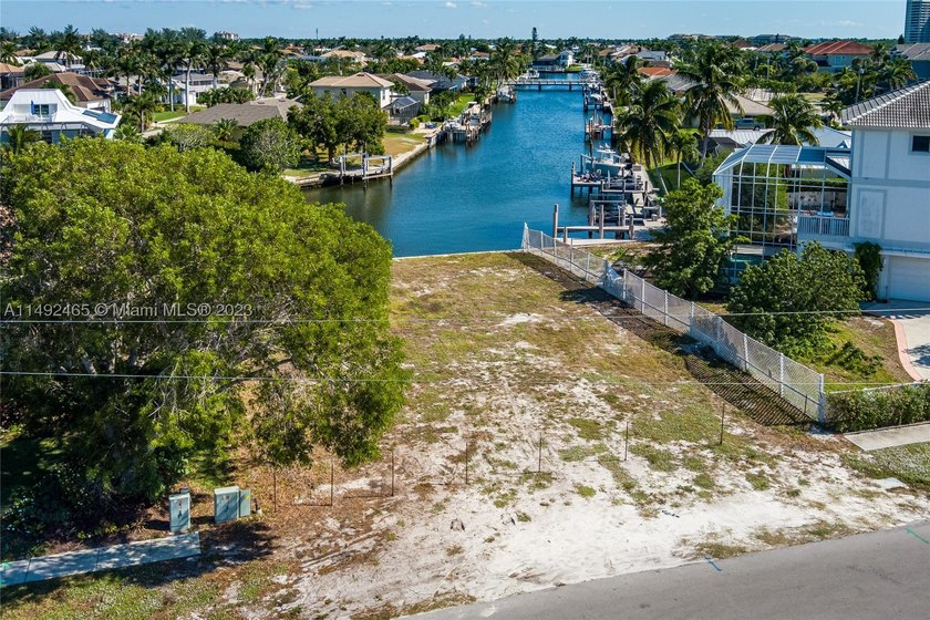 Prime waterfront lot available for building your dream home - photo 7