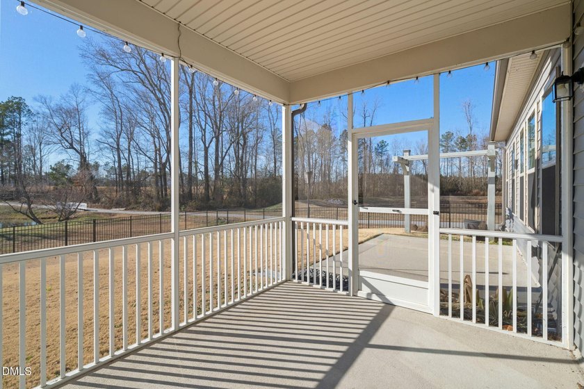Perfect floor plan has 3 bedrooms down including the primary, so - photo 39
