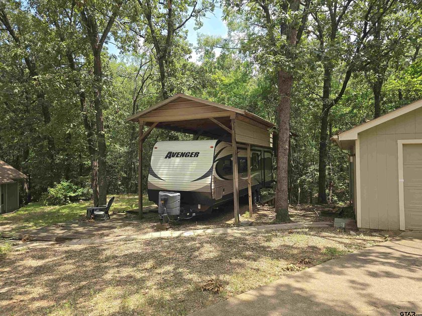 Enjoy peaceful lake living with this charming 1-bedroom, 1-bath - photo 18
