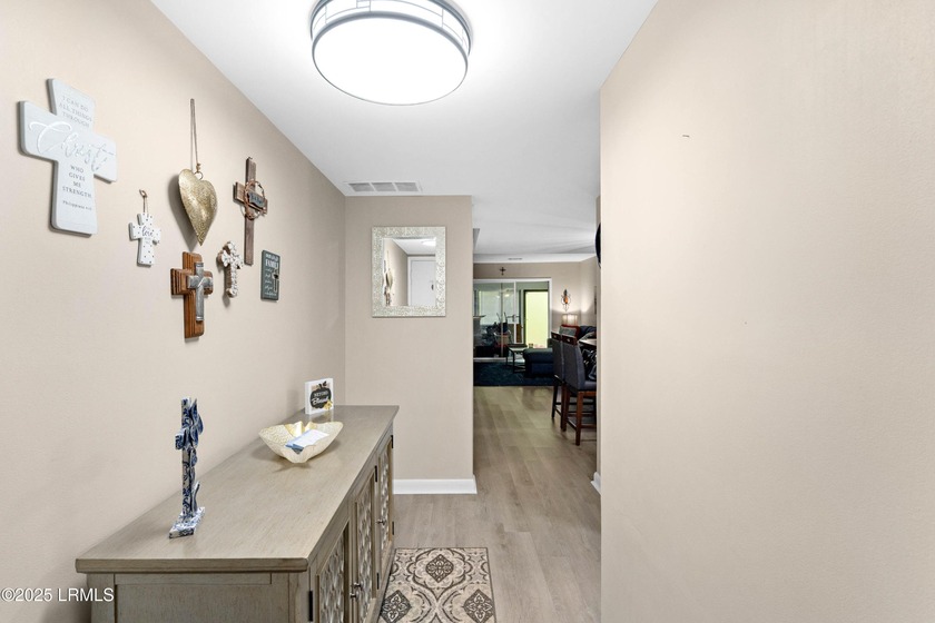 Amazing opportunity to live in the waterfront community of Marsh - photo 6