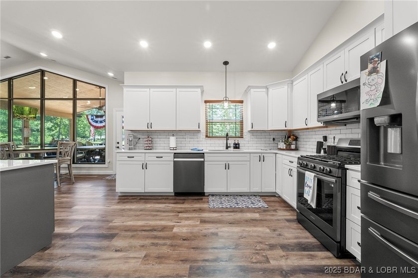 Amazing newer one level home in a quiet protected cove! This - photo 14