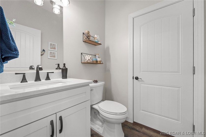 Amazing newer one level home in a quiet protected cove! This - photo 17