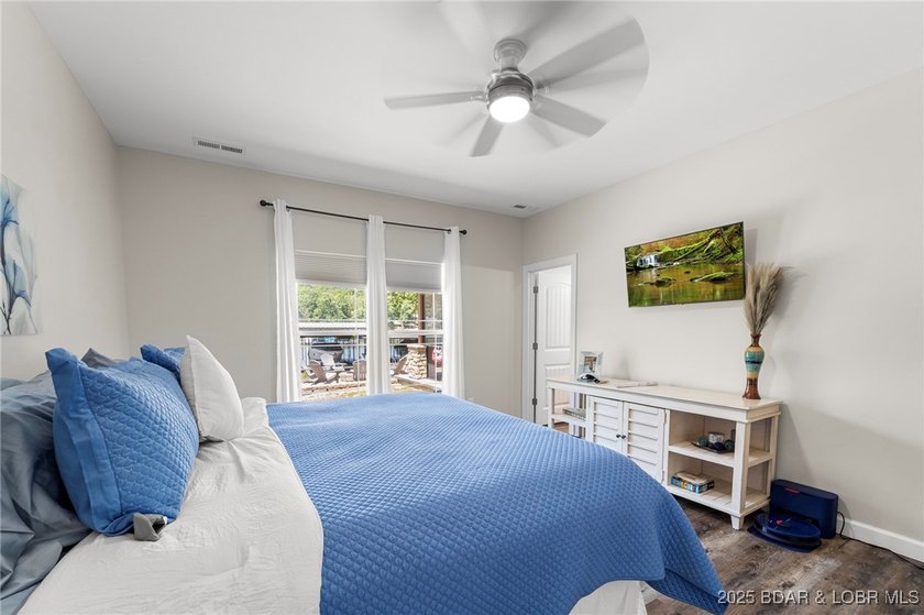 Amazing newer one level home in a quiet protected cove! This - photo 25