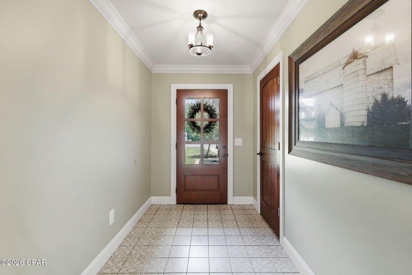 Beautifully updated and move-in ready! This 3-bedroom, 2-bath - photo 3