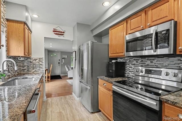 Welcome home to this exceptionally updated and meticulously - photo 11