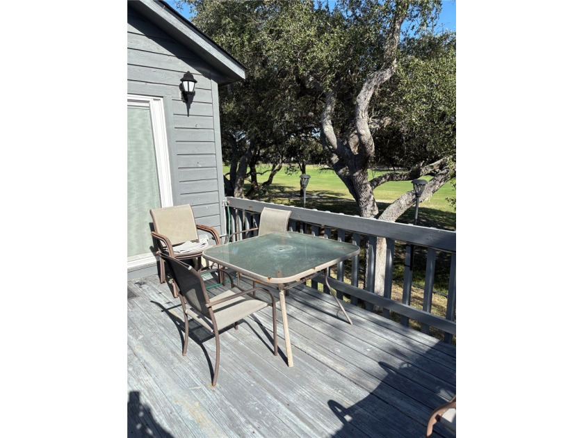 What a great place to call home in the quiet, sophisticated Oak - photo 25