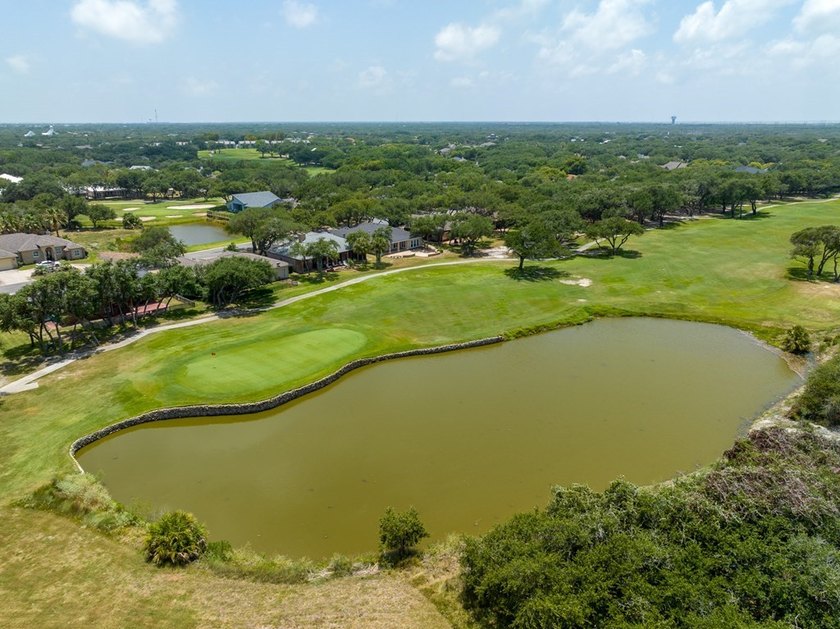 What a great place to call home in the quiet, sophisticated Oak - photo 28