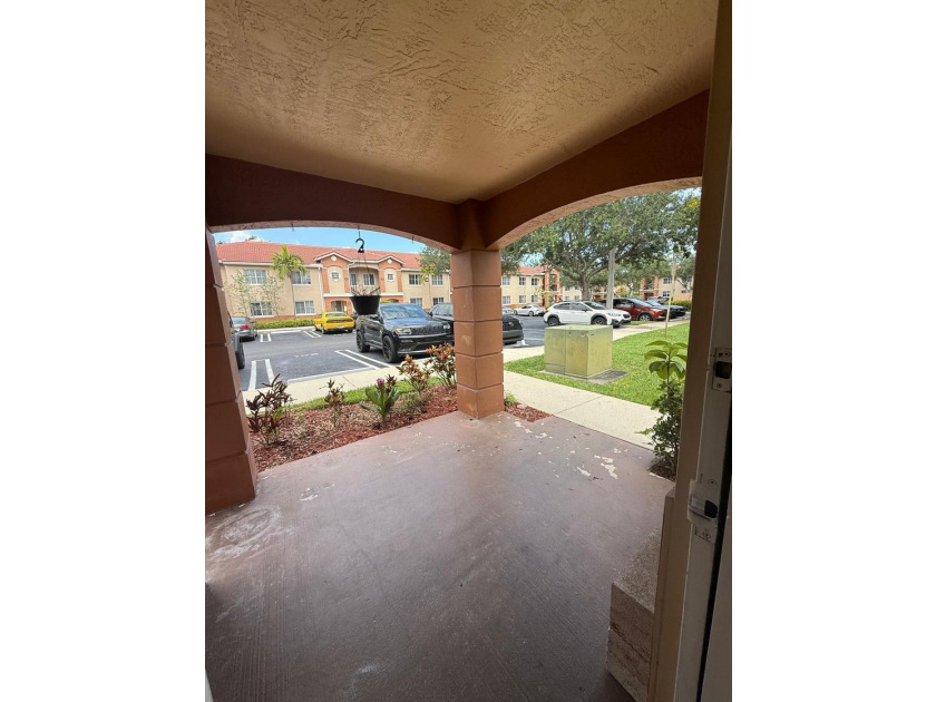 Welcome to this exceptional condominium located in the Cove at - photo 17