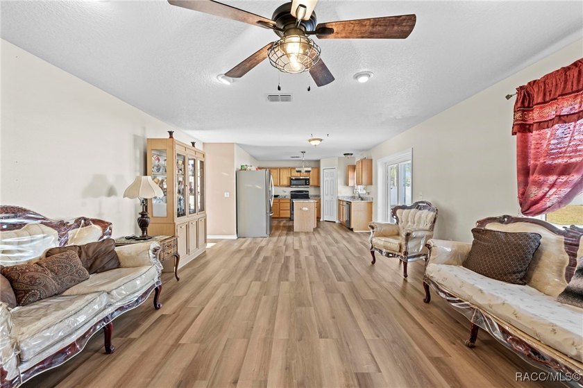 Property is a Repaired Sinkhole. Big family? No problem! - photo 27