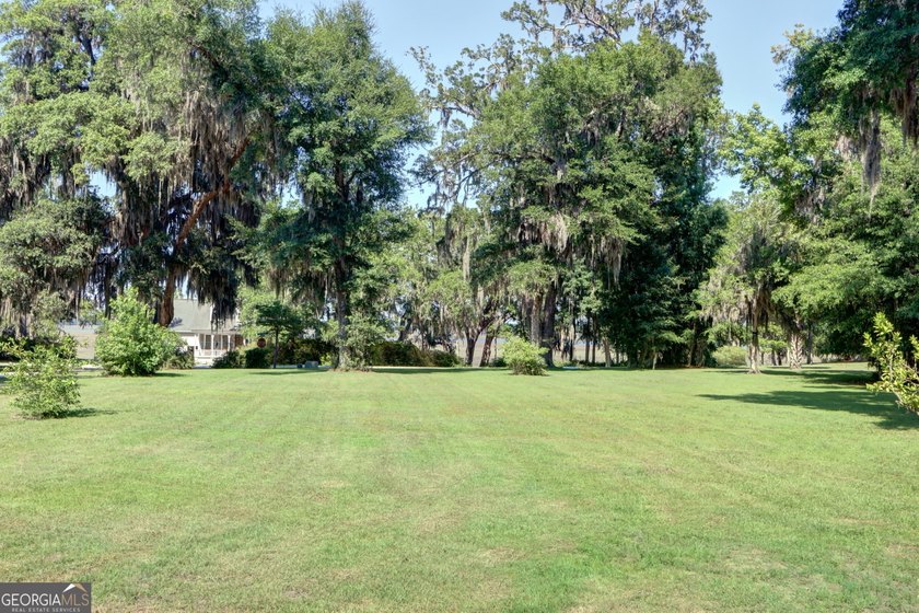 RARE OPPURTUNITY for highly desirable +/- 1/2 ACRE lot with - photo 9