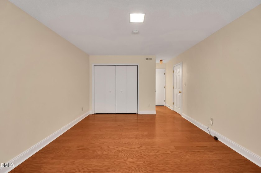 Authentic Mid-Century Modern gem on a private cul-de-sac in - photo 19
