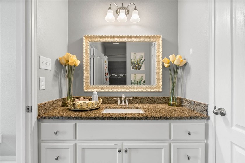**STUNNING SOUTHSIDE HOME | 24 PAID-IN-FULL SOLAR PANELS | - photo 24