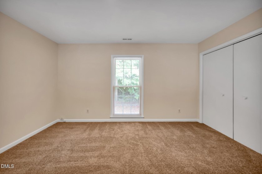 Authentic Mid-Century Modern gem on a private cul-de-sac in - photo 24