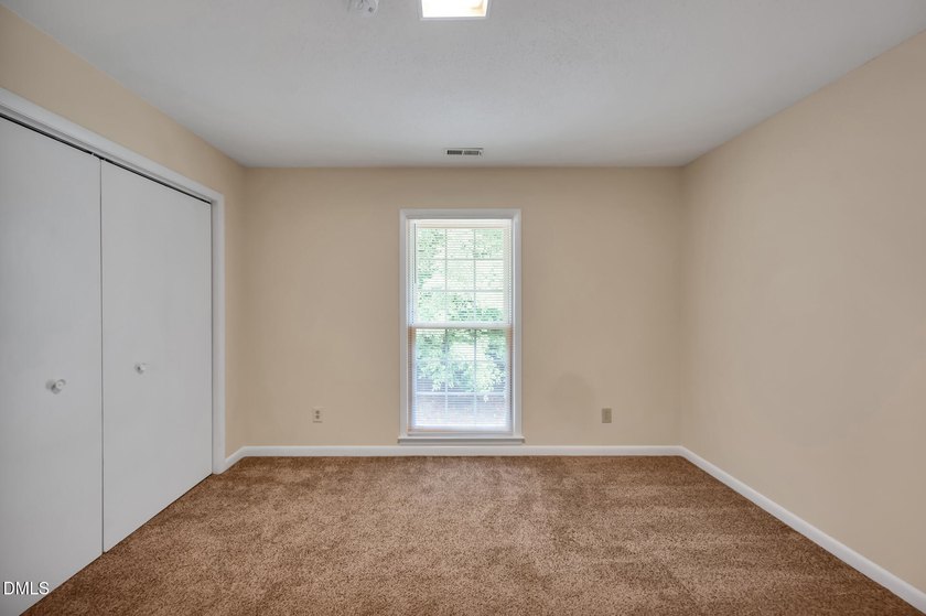 Authentic Mid-Century Modern gem on a private cul-de-sac in - photo 28