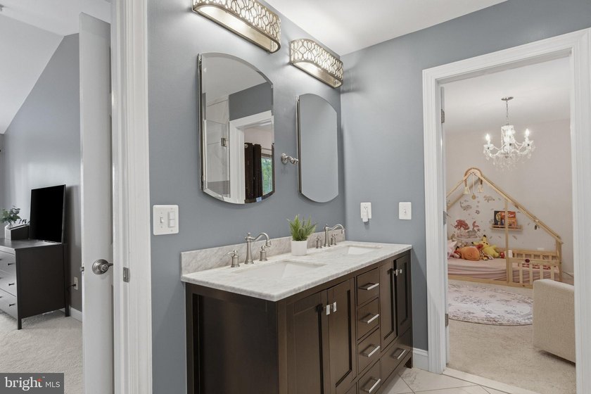 Tucked within the beloved Potomac Lakes enclave of Cascades - photo 31