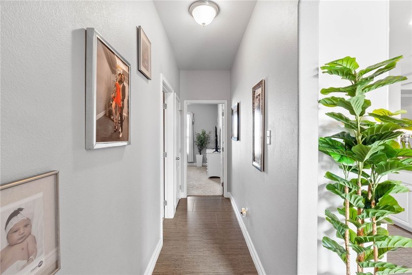 **STUNNING SOUTHSIDE HOME | 24 PAID-IN-FULL SOLAR PANELS | - photo 33