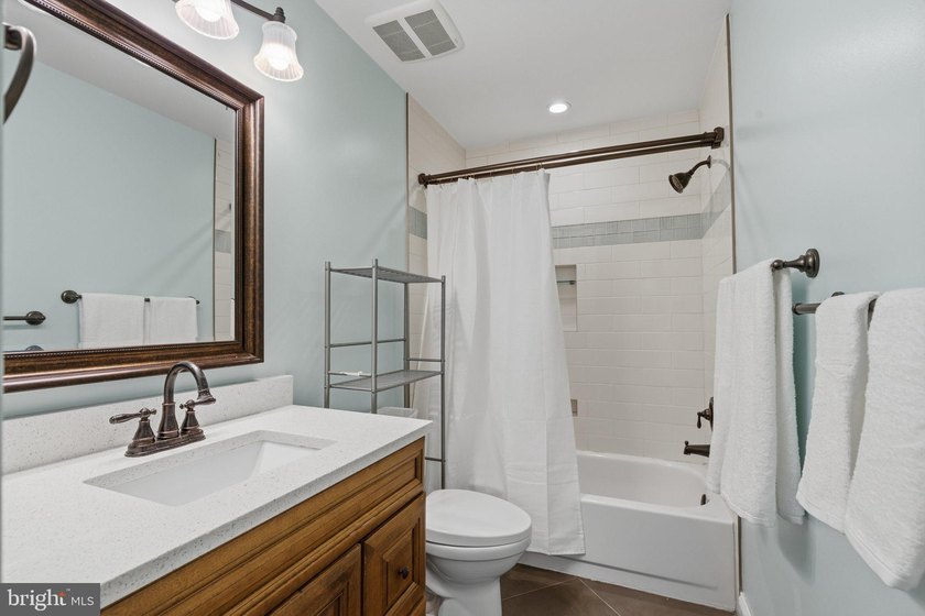 Tucked within the beloved Potomac Lakes enclave of Cascades - photo 39