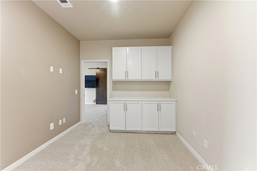 Welcome to one of the most private and desirable corner-unit - photo 25