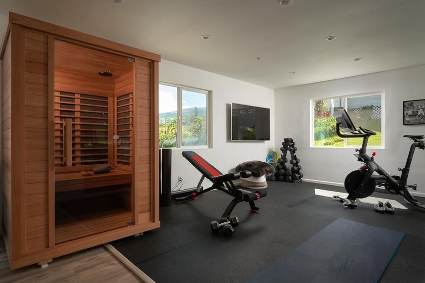 Welcome to perfection in Upcountry Kula. Imagine a private - photo 29