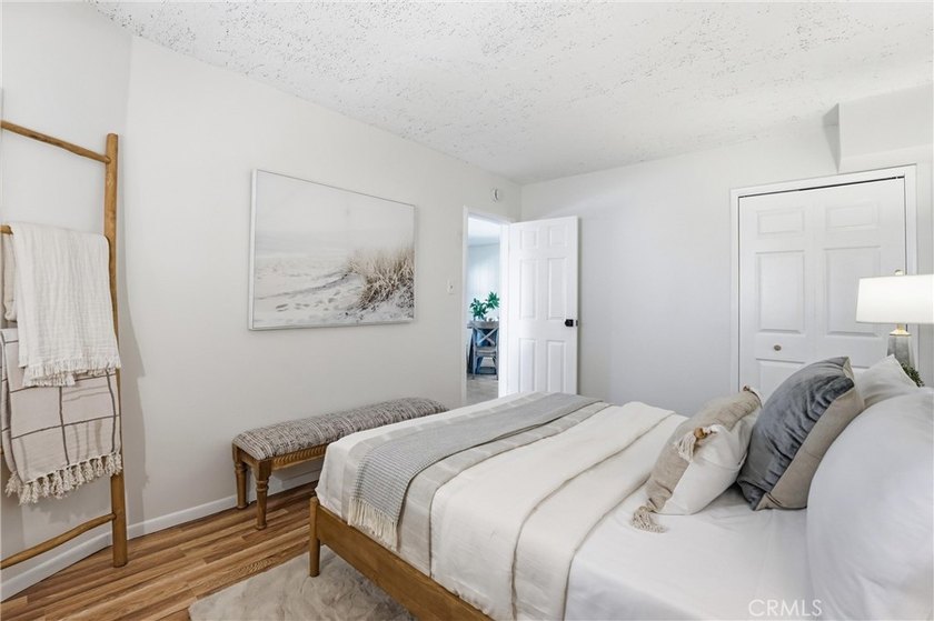 32021-&amp; 32001 sunset Ave - photo 25