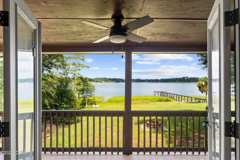 Wake up to breathtaking lake views and spend your evenings - photo 7