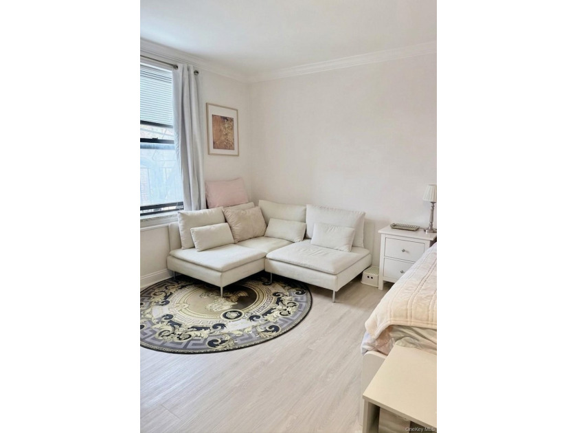 Welcome to a charming and well-located studio in the heart of - photo 7