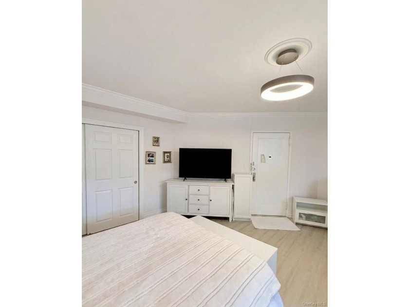 Welcome to a charming and well-located studio in the heart of - photo 8