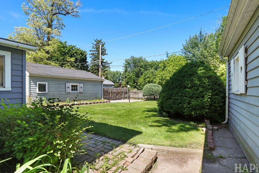 Welcome to your charming waterfront retreat on Nippersink Creek! - photo 25
