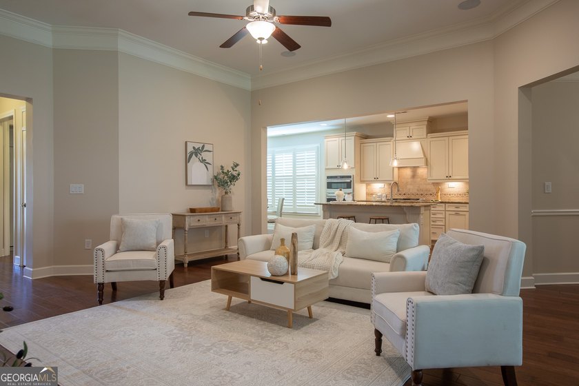 Discover easy living in this beautifully designed, freshly - photo 10