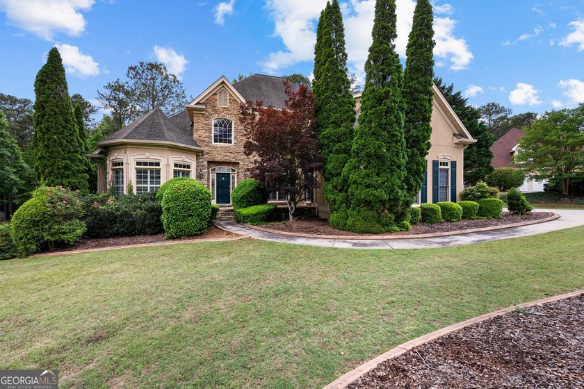 Executive home located in the sought-after Kedron Hills - photo 3
