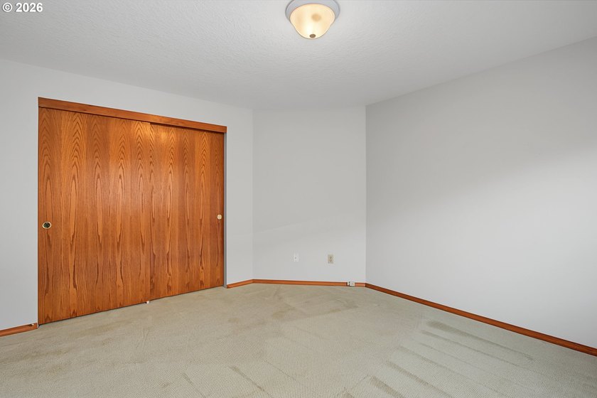 This property is situated on a premier golf course location - photo 30