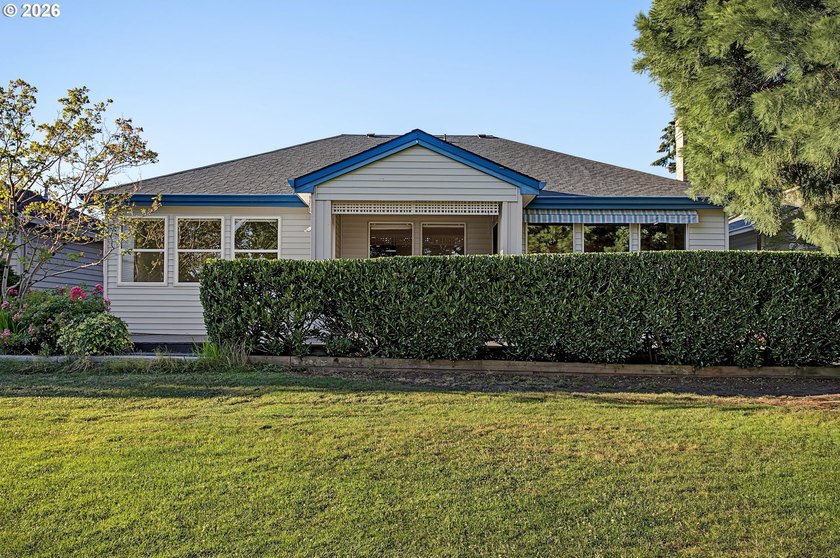 This property is situated on a premier golf course location - photo 39