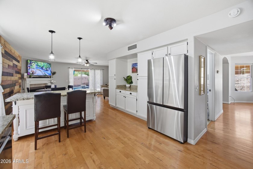 With extensive updates and an unbeatable location in The Islands - photo 33