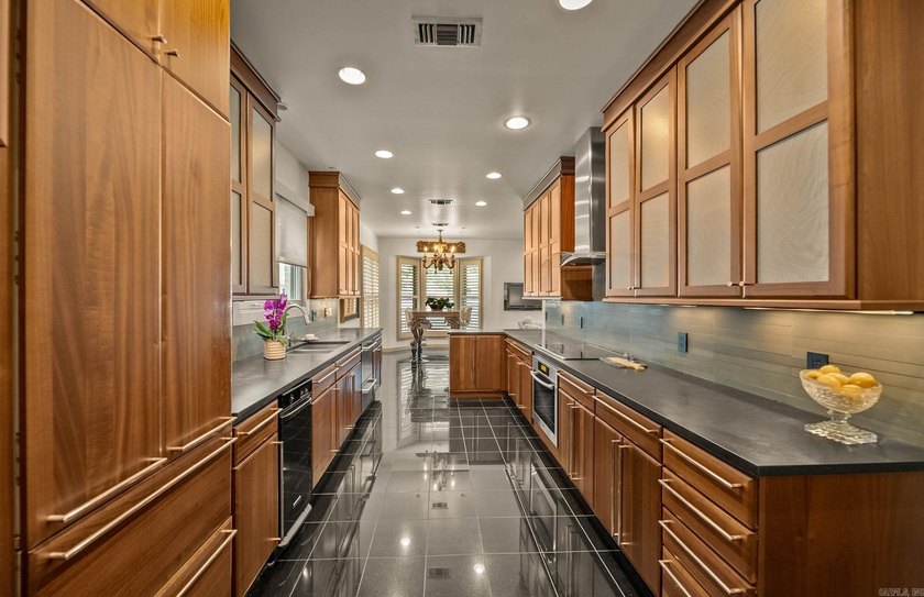 Stunning River Heights Home! The ultimate lifestyle with the - photo 19