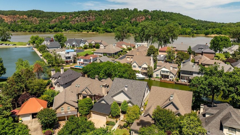 Stunning River Heights Home! The ultimate lifestyle with the - photo 45