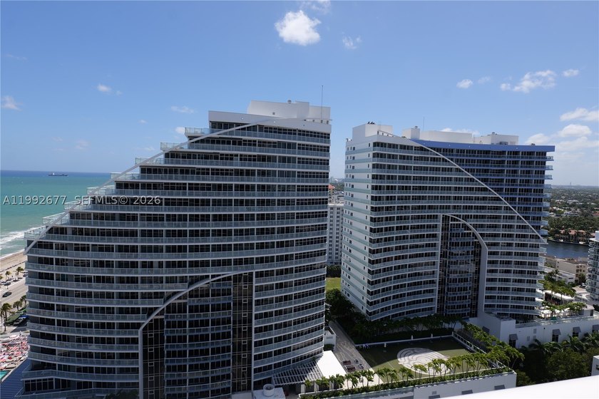 Come enjoy this condo hotel locted on A1A in world famous Fort - photo 9