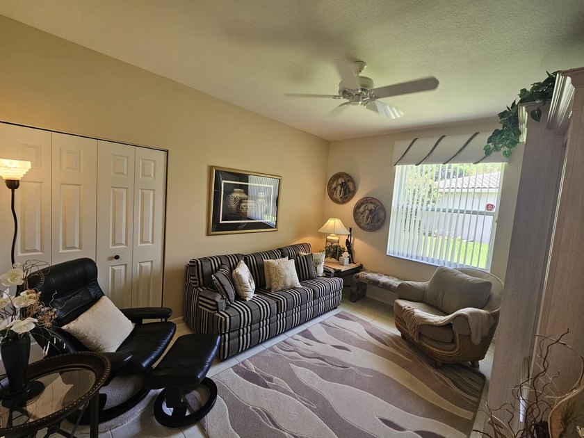 Welcome to effortless Florida living in sought-after - photo 12